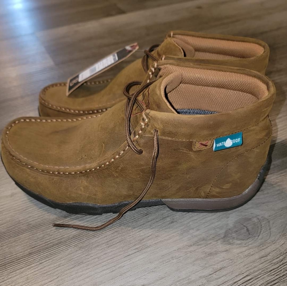 Twisted X NWT